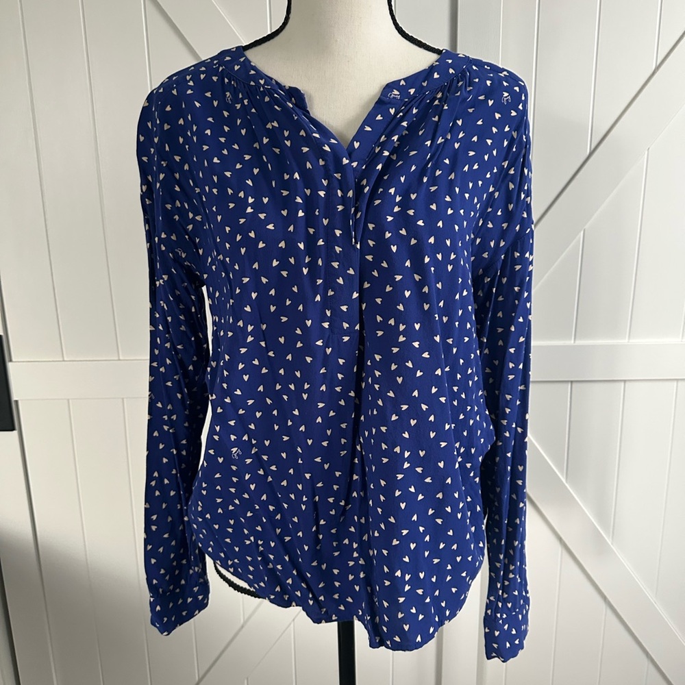 Juicy Couture Blue White Heart Print Blouse Medium Long Sleeve High Low